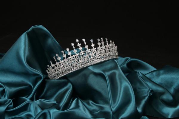 Diadem/Tiara G401